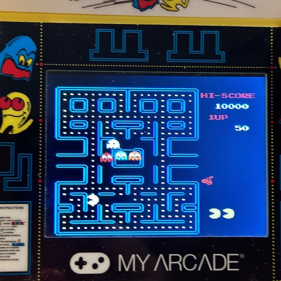 My Arcade PAC-MAN Micro-player - Picture 3 of 9